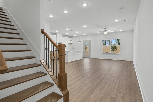 Foto del edificio - 4237 Fern River Trl