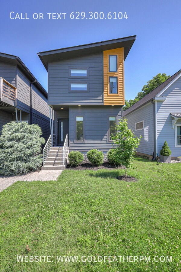 Building Photo - 5006A Indiana Ave