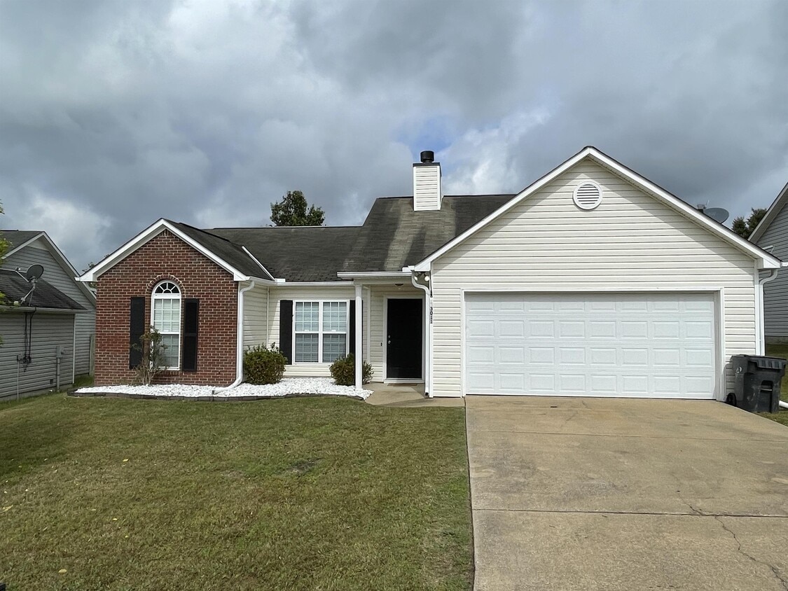 3011 Gatewood Dr, Phenix City, AL 36870 House Rental in Phenix City