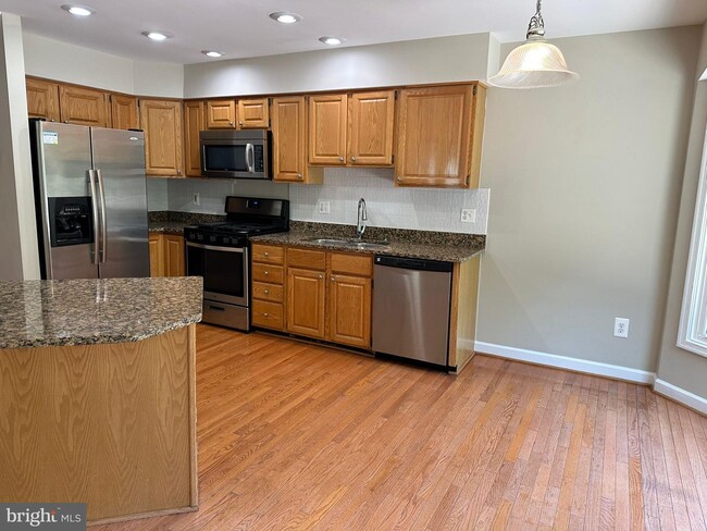 Building Photo - 12748 Dogwood Hills Ln