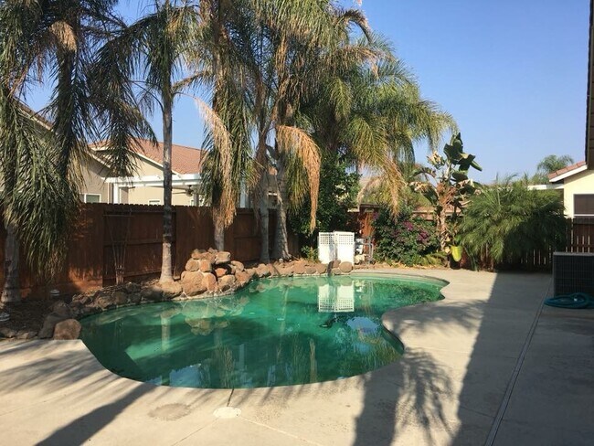 Building Photo - 5513 Goldseive Dr