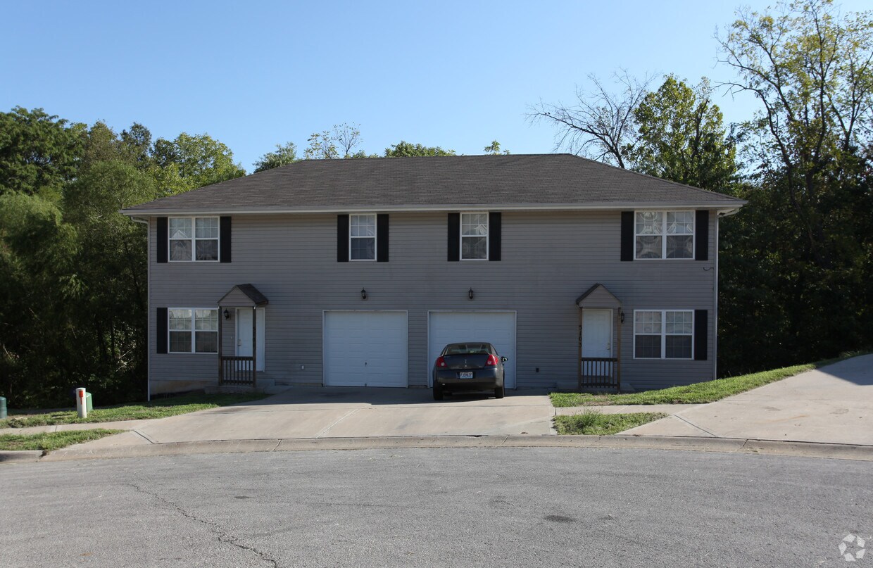 Building Photo - Cassell Brook