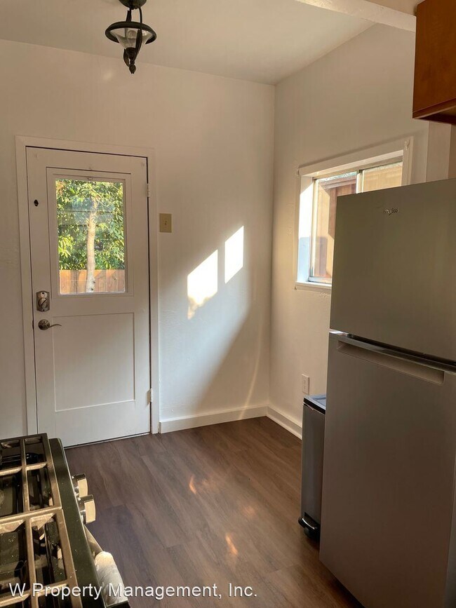 Building Photo - 1 br, 1 bath House - 4773 Montecito Avenue