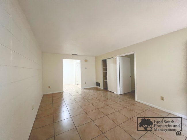 Foto del edificio - 725 E Lime St