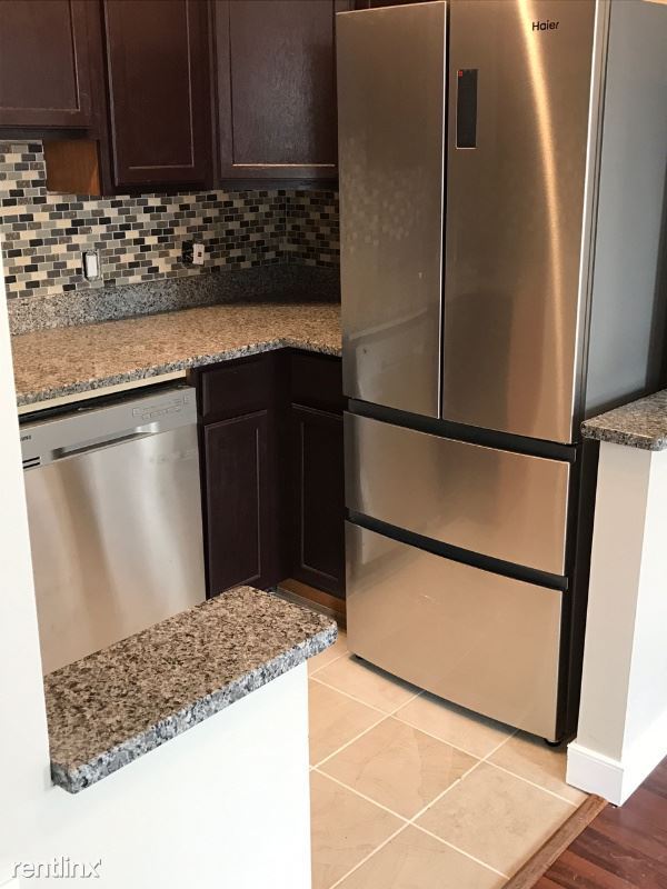 Building Photo - 2 br, 1 bath Condo - 807 T Street NW A Unit A
