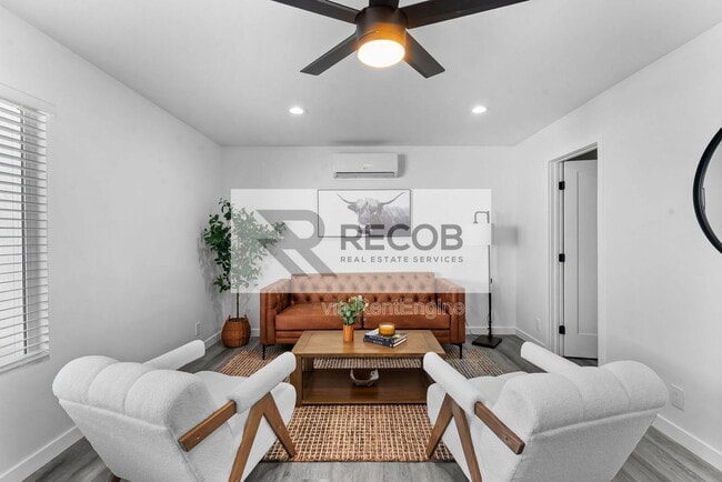 Foto del edificio - 8353 Ivory Coast Dr