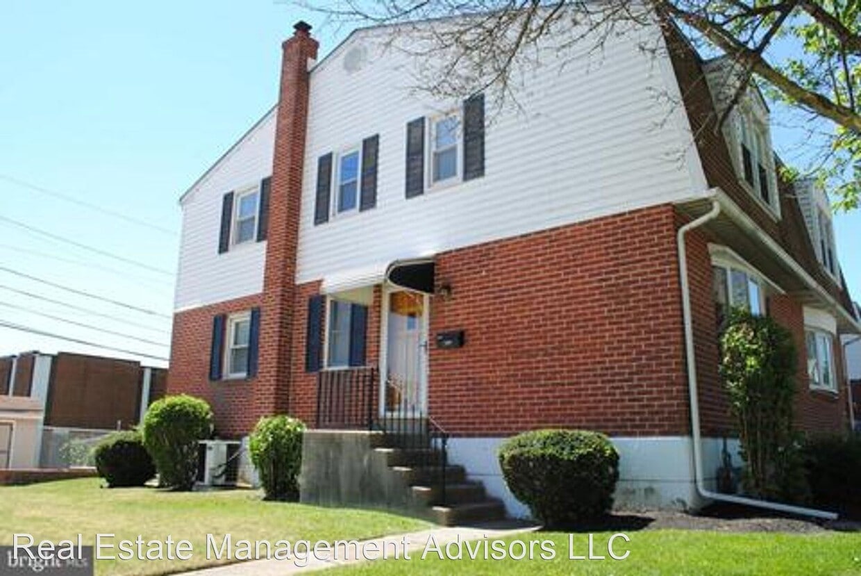 3 br, 1.5 bath House 200 Baldwin Avenue House Rental in Ridley Park