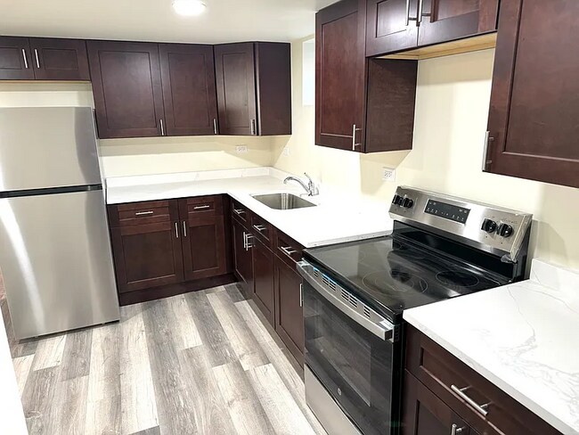 Foto del edificio - 10350 Milford St