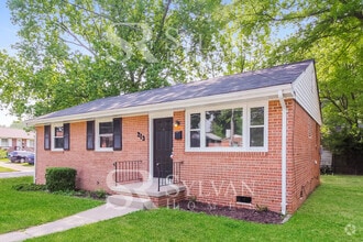 Building Photo - 213 N Beech Ave