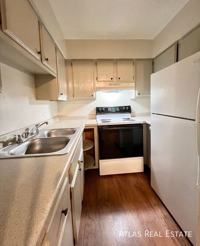 Foto del edificio - 3024 W Bijou St