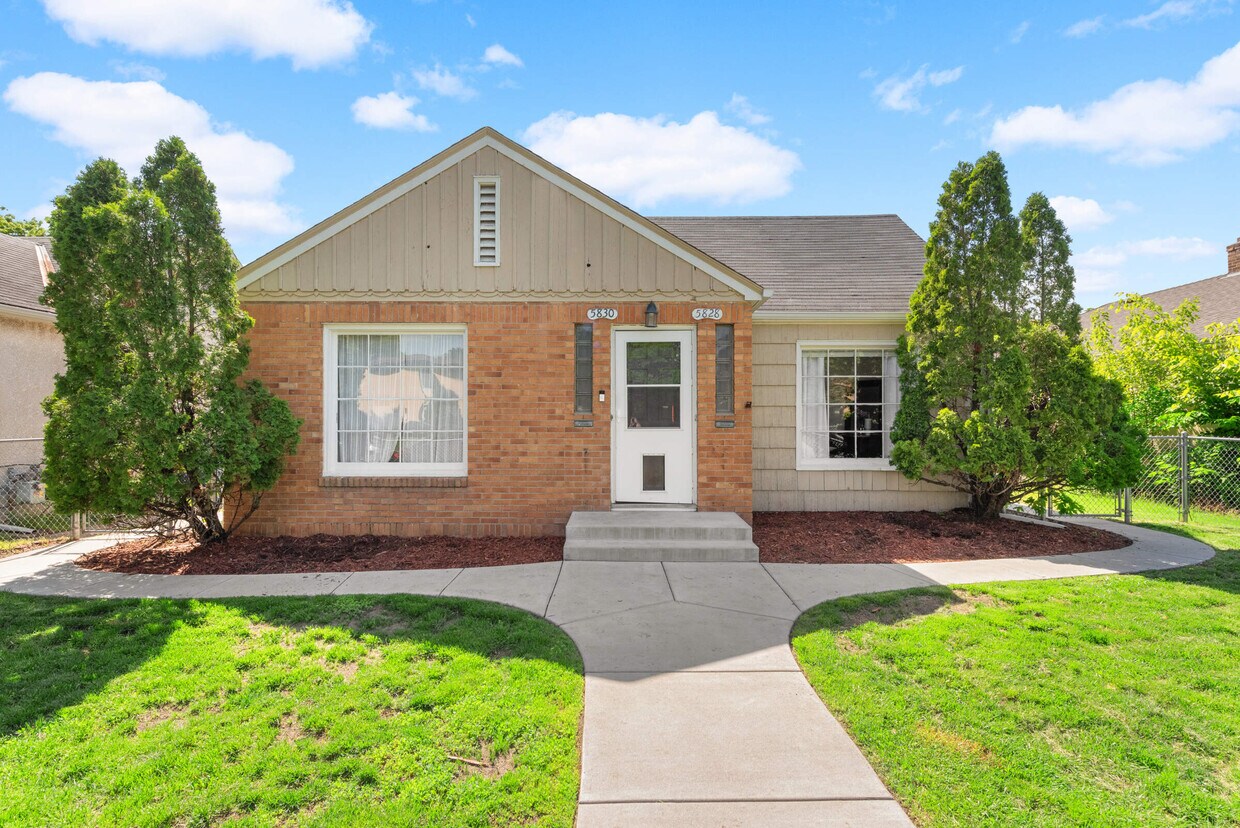 Foto principal - 5830 Lyndale Ave S