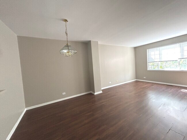 Building Photo - 3466 Ravinia Cir
