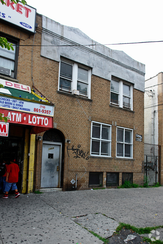 Foto del edificio - 1408 Bronx River Ave