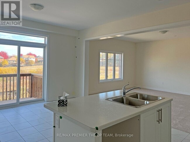 Building Photo - 103 Robin Trail