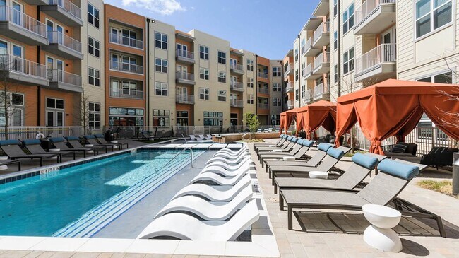 Foto del edificio - 6226 Frisco Square Blvd