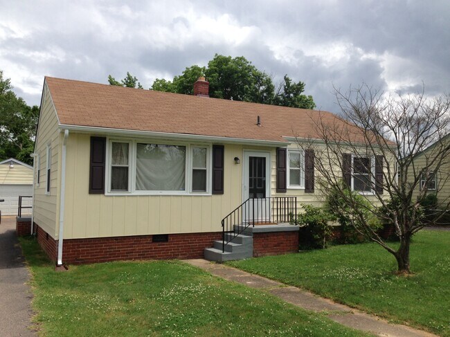 Foto del edificio - 3607 Harris Ave