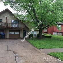 Building Photo - 3539 SW Eveningside Dr