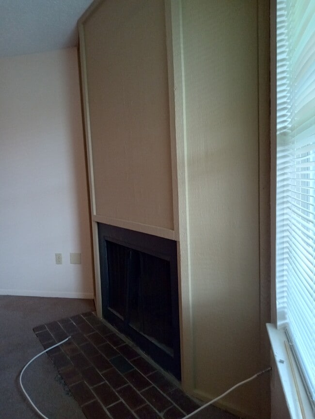 Building Photo - 8246 Ned Ave
