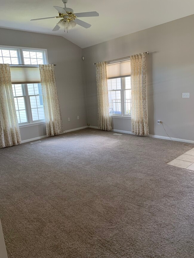 Building Photo - 14154 Quail Ridge Dr