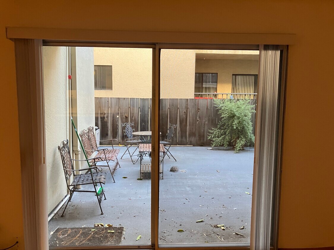 320 Park View Ter Unit 108, Oakland, CA 94610 Condo for Rent in