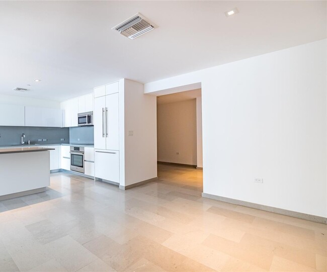Foto del edificio - 88 SW 7th St
