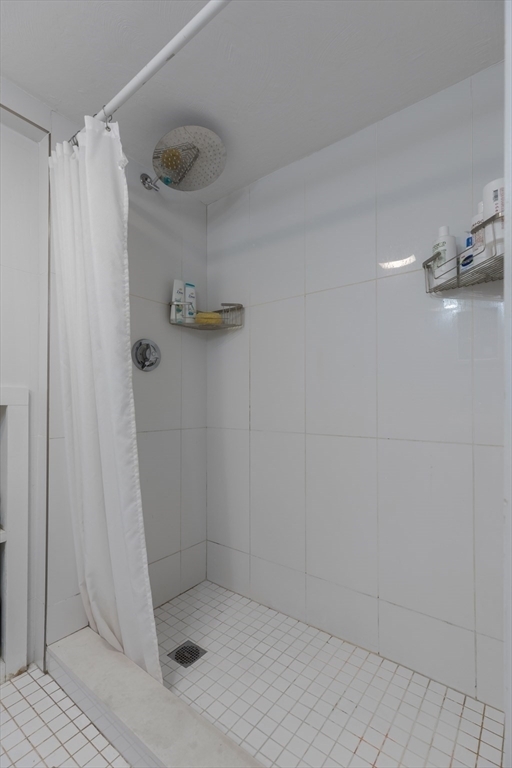 Pictures are representative samples of the advertised unit. In some cases, the actual units you tour - 92 Appleton St