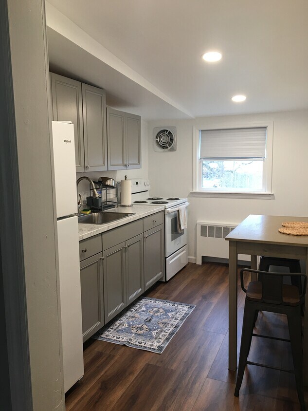 Foto principal - 18 Aberdeen Dr