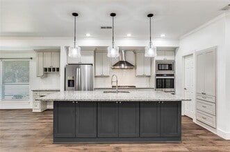 Building Photo - 101 S Weatherred Dr Building Photo - 101 S Weatherred Dr