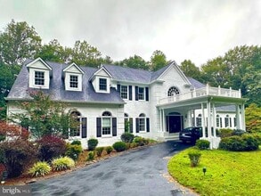 Building Photo - 7808 Hill House Ct