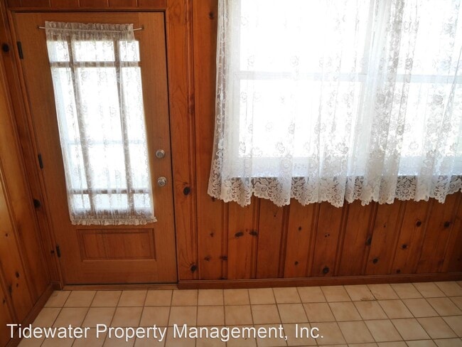 Building Photo - 3 br, 1.5 bath House - 2618 Liberty Parkway