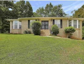 Building Photo - 720 Cedar Cone Cir