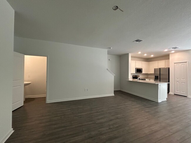 Foto del edificio - Stunning New 3-Bedroom, 2-Bath Townhome wi...