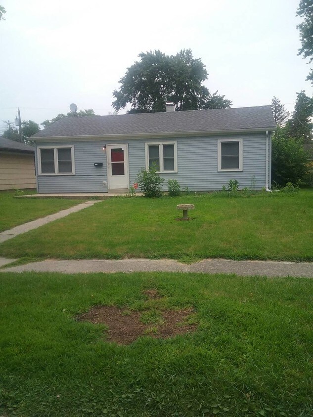 Primary Photo - 7935 Delmar Ave