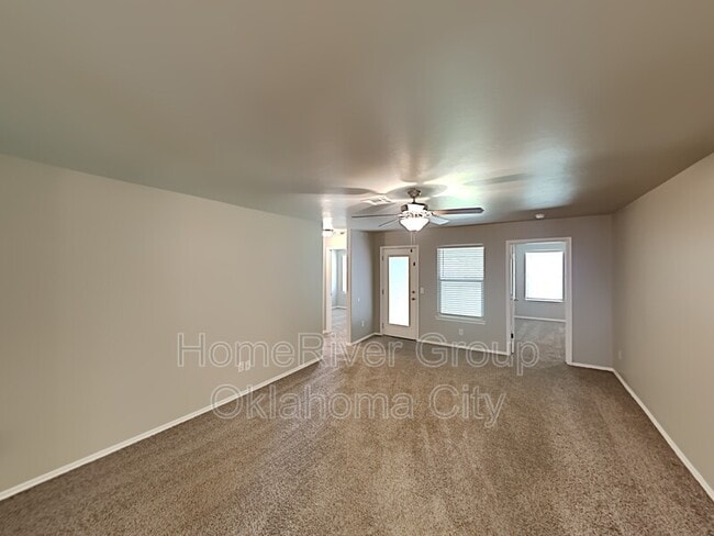 Building Photo - 139 St Charles Way