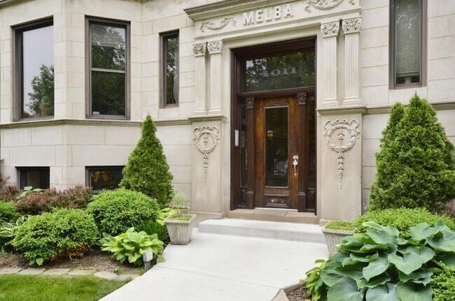 Foto del edificio - 4011 N Kenmore Ave