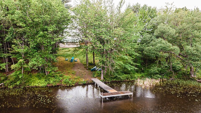 Foto del edificio - 38 Heron Cove Ln