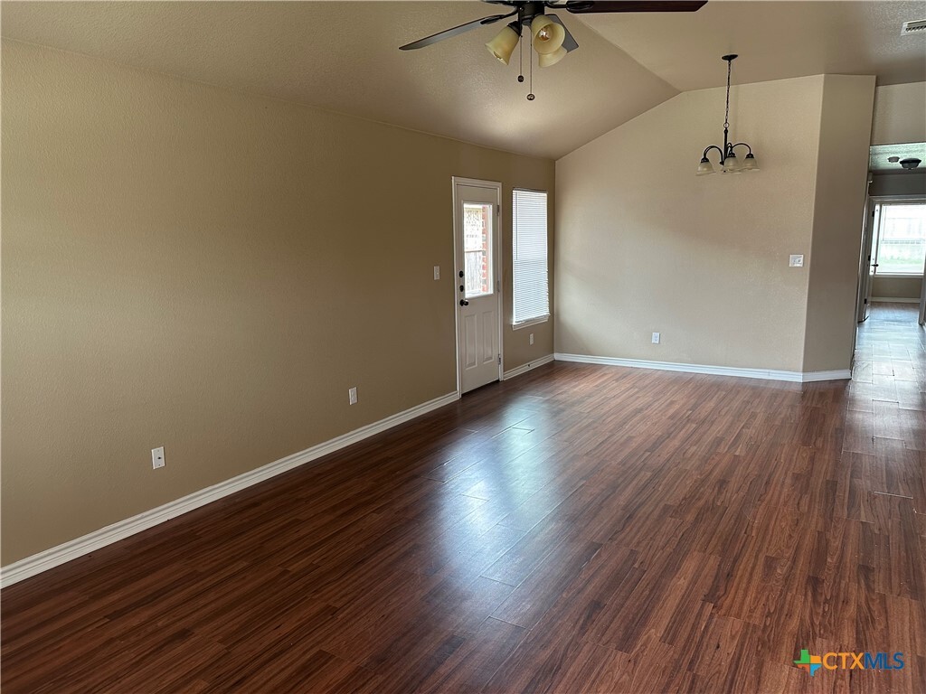 Building Photo - 1112 Grace Point Dr