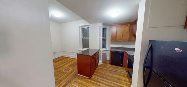 Building Photo - 1788 Beacon St