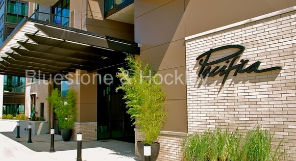 Foto principal - 1830 NW Riverscape St