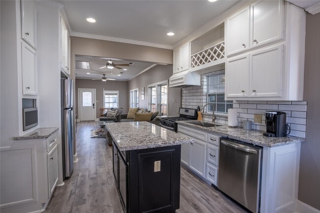 Foto del edificio - 802 Enid St