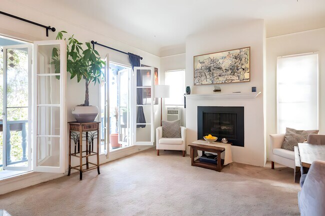 Foto del edificio - 241 S Doheny Dr