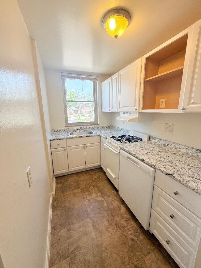 Building Photo - Leesburg Apartments HydePark/Oakley