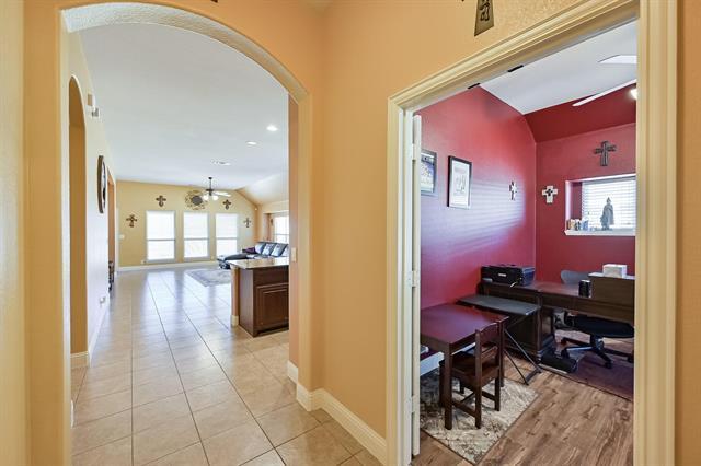 Foto del edificio - 1108 Longhorn Drive