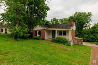 Building Photo - 3708 Inglewood Cir S