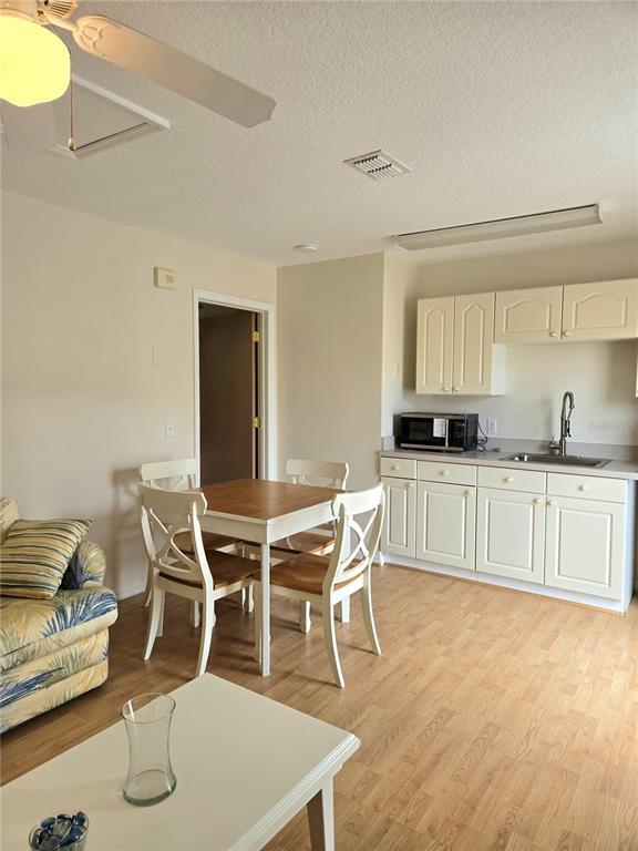 Foto del edificio - 223 Washington Palm Loop