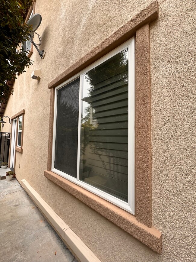 Building Photo - 41 Via Cancion