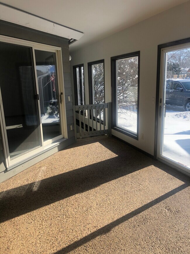 Solárium - 2335 Parkside Dr