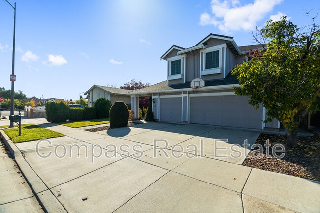 Building Photo - 3109 Heritage Valley Dr