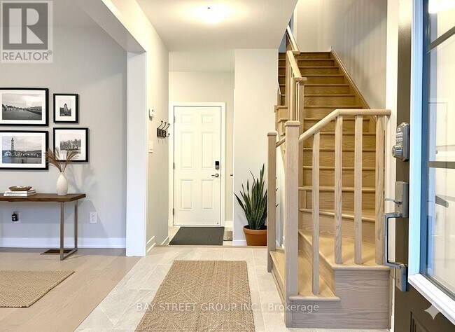 Photo du bâtiment - 50 York Downs Blvd