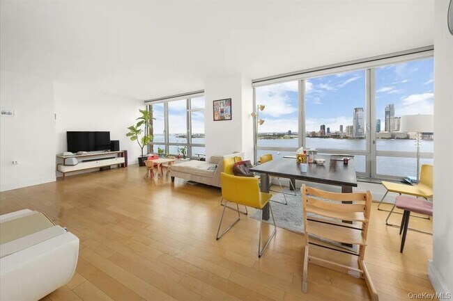 Foto del edificio - 30 West St